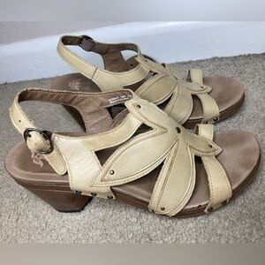 Dansko Nina Leather Strappy Heeled Sandals Size 41 European US 10 Tan